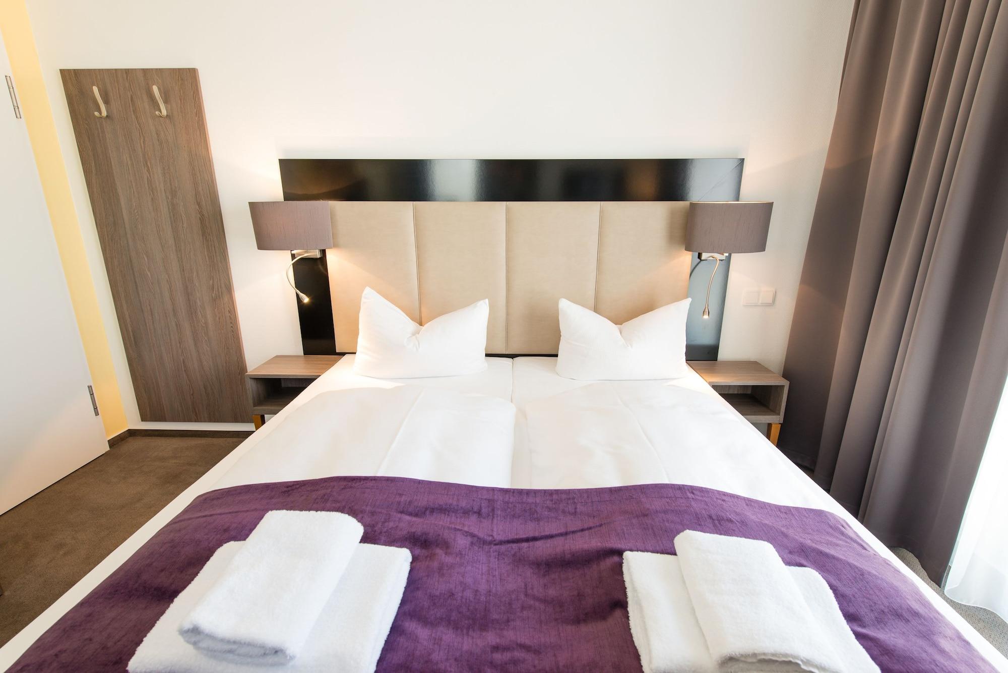 Goethe Hotel Messe By Trip Inn Frankfurt am Main Exteriör bild