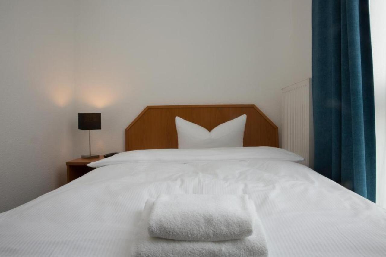 Goethe Hotel Messe By Trip Inn Frankfurt am Main Exteriör bild